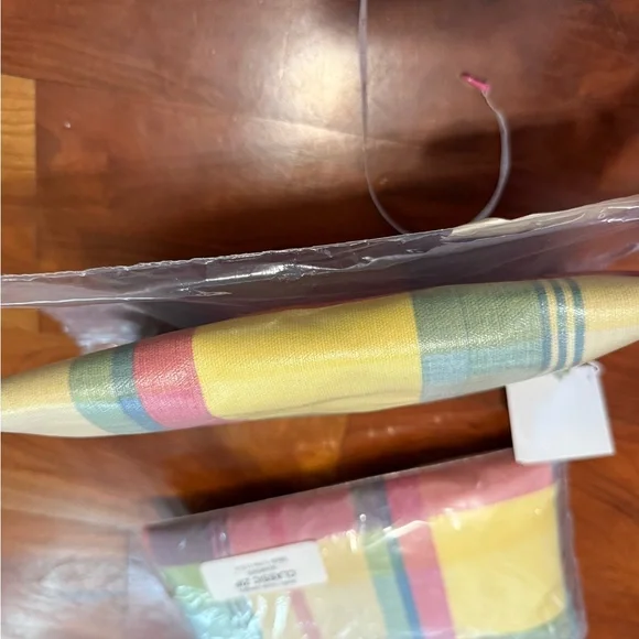 Nordic House designs NYC lined cosmetic bags-lot of 2 - Picture 8 of 8